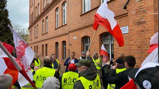 Sprawa Roberta Bąkiewicza wraca do sądu