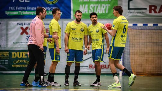 Stal pokonała AZS po dramatycznej końcówce