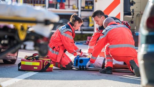 Teraz ataki na medyków będą ostro karane. Nowe przepisy już obowiązują