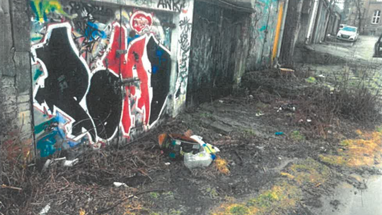 To miejsce widać nawet z pociągu. Interpelacja w sprawie obiektów, które mają szpecić miasto To miejsce widać nawet z pociągu. Interpelacja w sprawie obiektów, które mają szpecić miasto