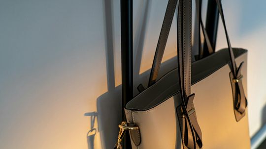 Torebki skórzane – jak wybrać jakość i styl na lata Torebki skórzane – jak wybrać jakość i styl na lata