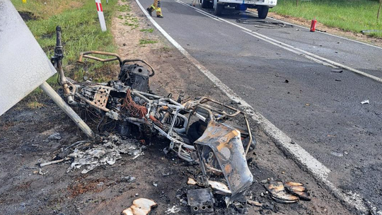 Tragiczny wypadek pod Nowym Polichnem. Nie żyje motocyklista