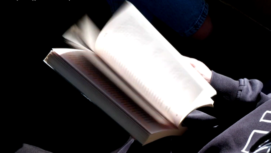 Tramwaj pełen książek wyjedzie na trasę