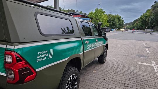 Trwają kontrole na granicy w Świecku. Zmiany mają rozładować korki