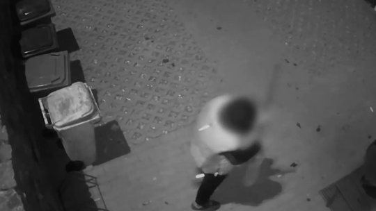 Uszkodził sklep i został nagrany