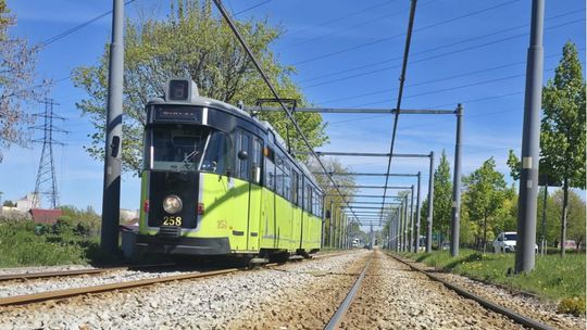 Utrudnienia w komunikacji miejskiej. Tramwaje nie dojeżdżają do końca trasy
