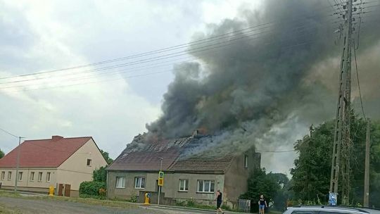 W kilka chwil straciła dorobek całego życia. Z domu zostały tylko zgliszcza
