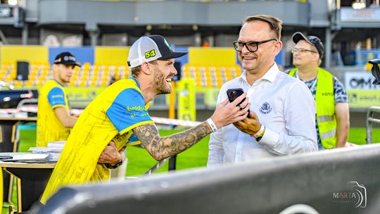 Miasto mówi, że Stal wynajmuje stadion za złotówkę. Klub mówi, że obiekt kosztuje go 700 tys. zł.