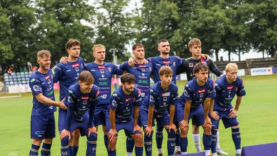 Warta jedzie do zaskakującego lidera III ligi