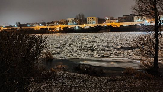 Warta zamarzła [wideo]