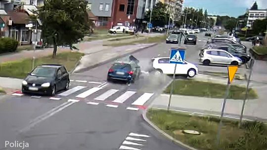Wjechał w inne auto i próbował uciec. Chwilę później wyszło na jaw coś jeszcze