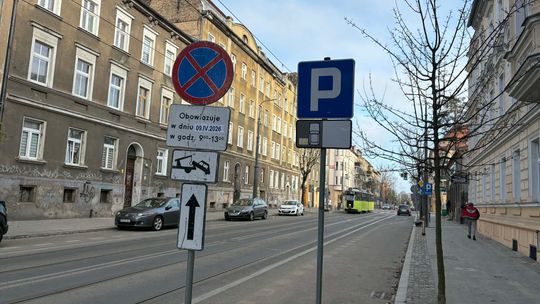 Zamiatarki wyjadą na ulice. Wprowadzono czasowe zakazy parkowania