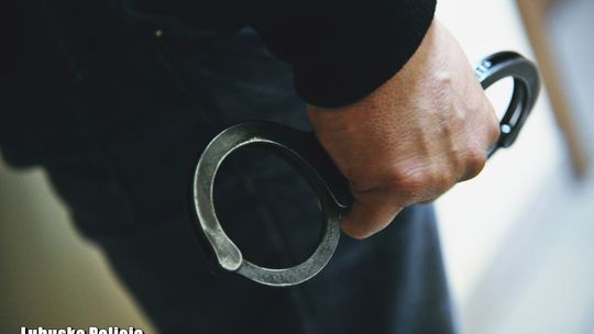 Zatrzymanie poszukiwanego od lat. Sprawiedliwość w końcu go dopadła