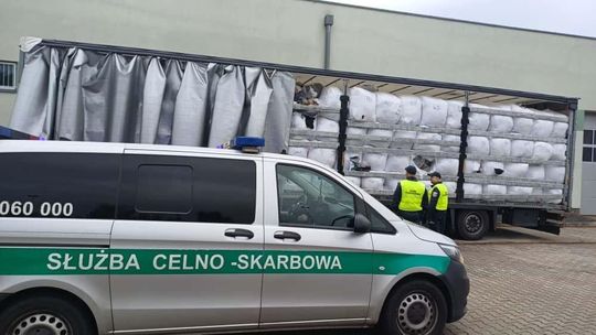 Zatrzymany transport na S3. Zamiast odzieży – odpady Zatrzymany transport na S3. Zamiast odzieży – odpady