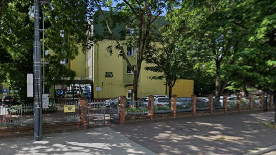 ZUS apeluje do klientów. Tego dnia lepiej zaplanować wizytę później