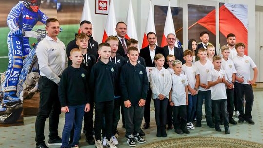 Żużlowcy Stali Gorzów w Pałacu Prezydenckim – wyjątkowe spotkanie