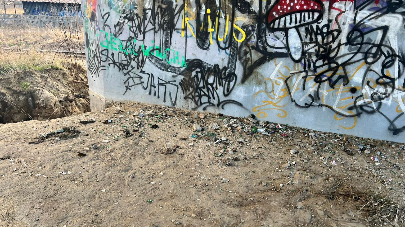 Gorzów. Skandal pod Mostem Lubuskim. Z dnia na dzień jest coraz gorzej