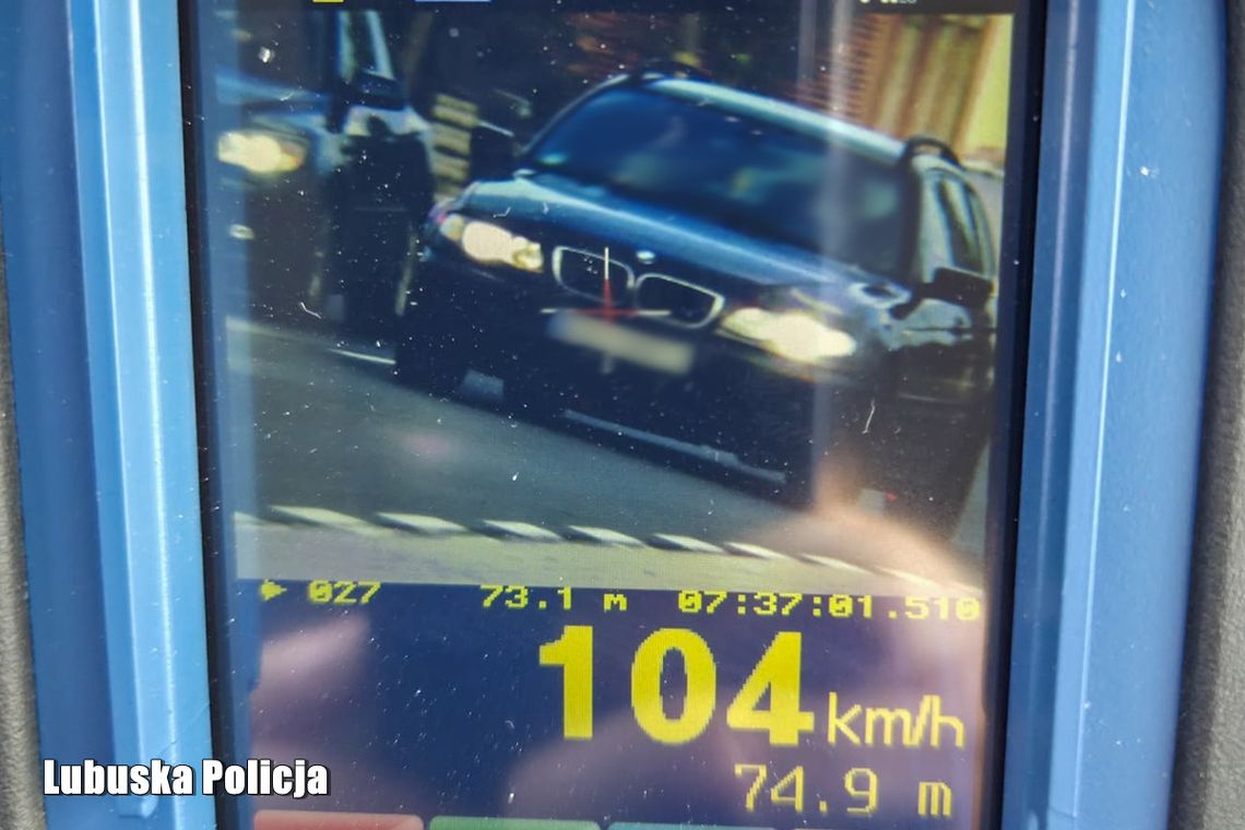 104 km/h w terenie zabudowanym. Policjanci natychmiast zatrzymali kierowcę 104 km/h w terenie zabudowanym. Policjanci natychmiast zatrzymali kierowcę