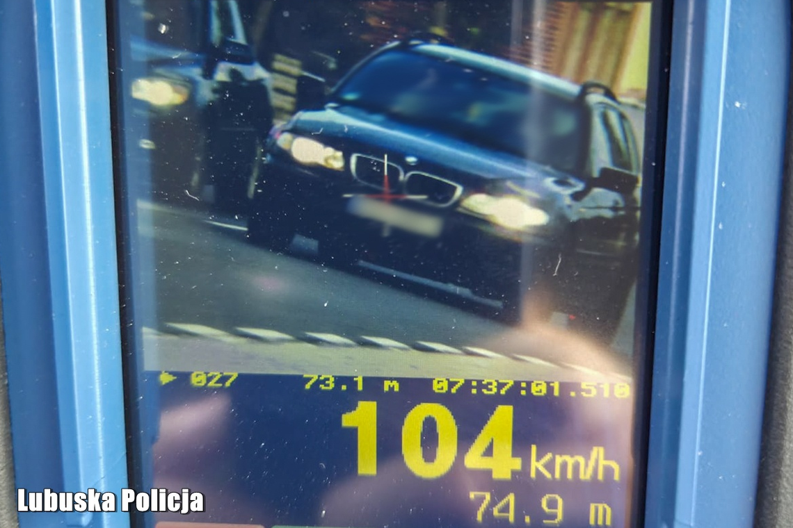 104 km/h w terenie zabudowanym. Policjanci natychmiast zatrzymali kierowcę