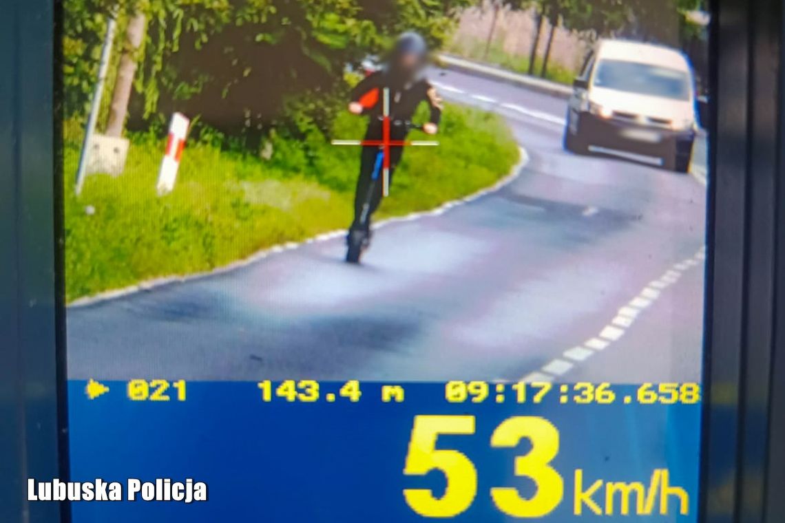 14-latek zatrzymany przez drogówkę. Policjantów zaskoczył wynik pomiaru