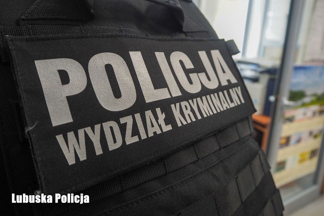 35-latek połakomił się na torbę listonosza. Nie przewidział jednego 35-latek połakomił się na torbę listonosza. Nie przewidział jednego