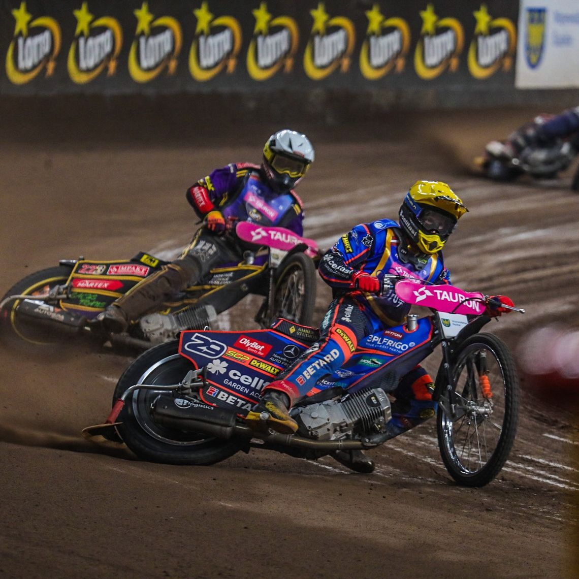 Andrzej Lebiediew drugi w pierwszym finale SEC 2025