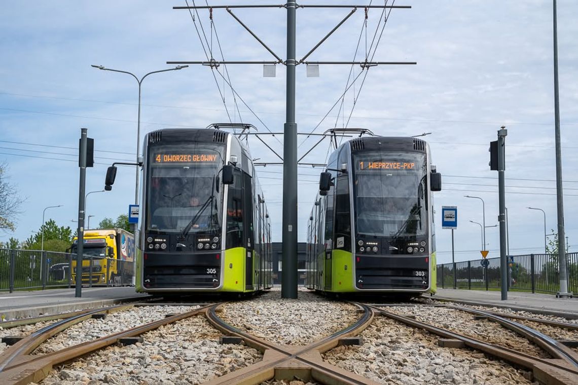 Awaria sparaliżowała ruch tramwajów w Gorzowie. Pasażerowie muszą liczyć się z utrudnieniami Awaria sparaliżowała ruch tramwajów w Gorzowie. Pasażerowie muszą liczyć się z utrudnieniami