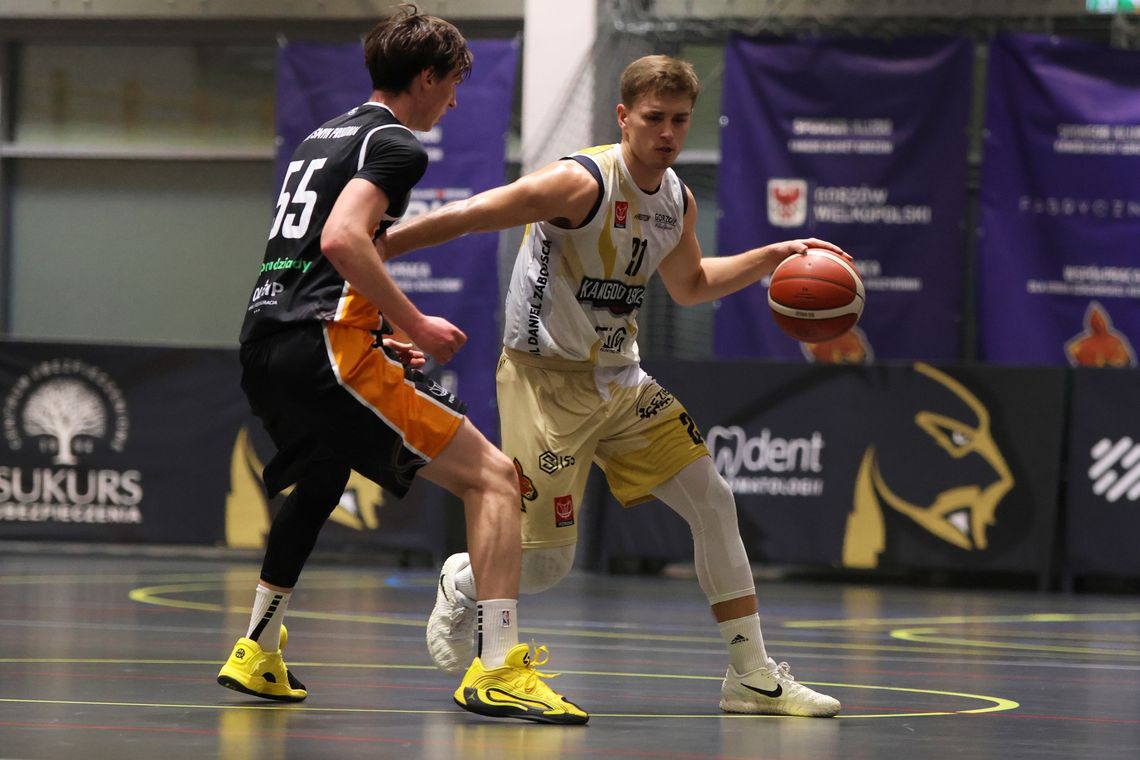 Bolesna porażka Kangoo Basket na własnym parkiecie Bolesna porażka Kangoo Basket na własnym parkiecie