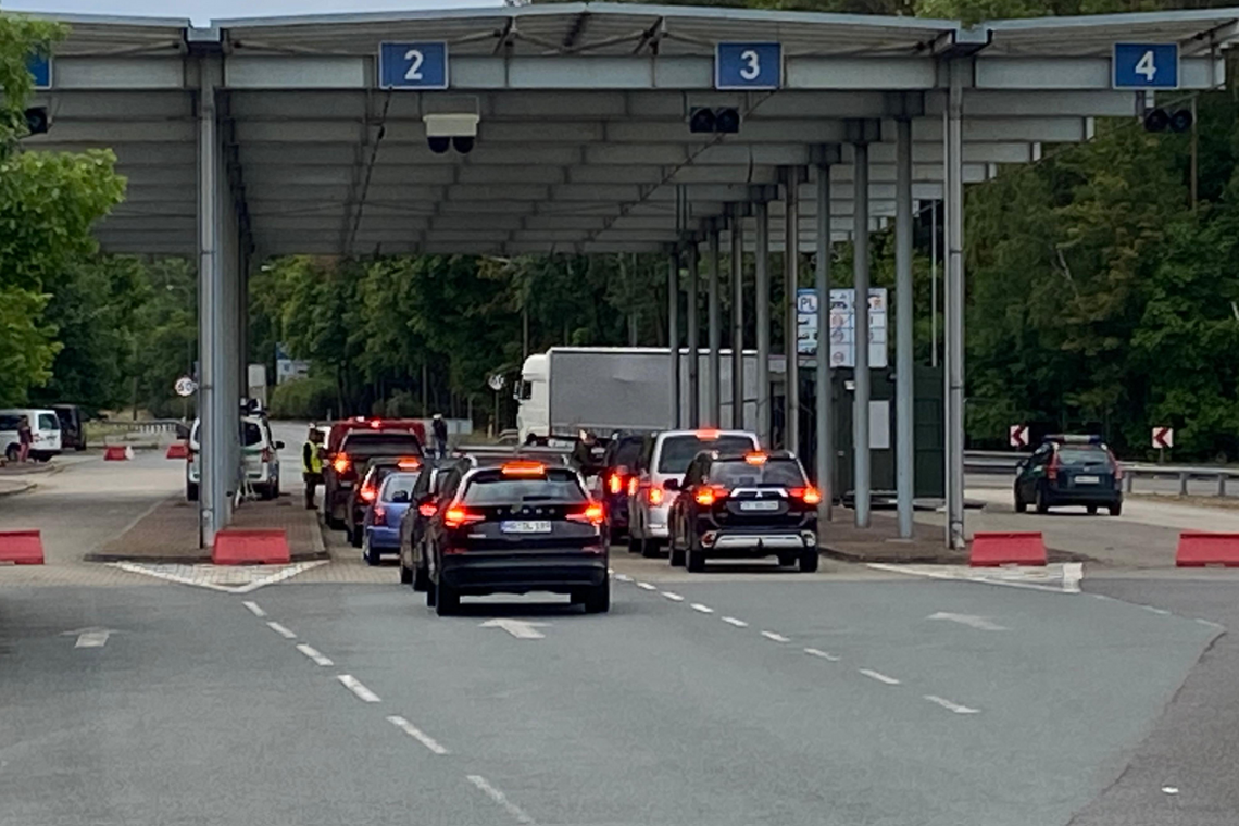 Funkcjonariusze przerwali podróż. Powód może zaskakiwać