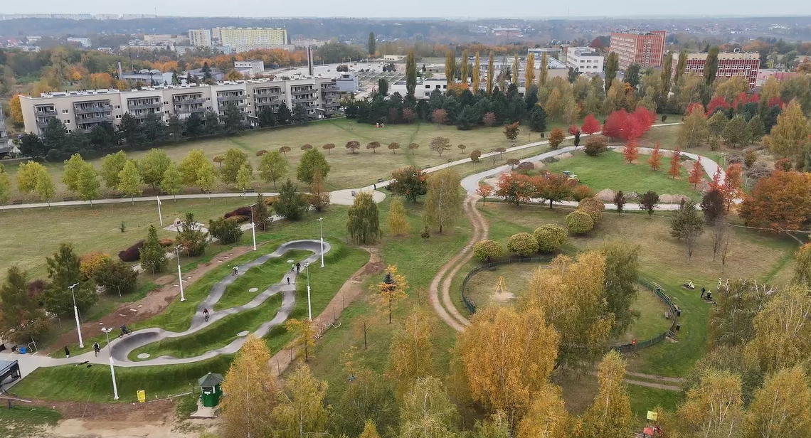 Gorzów inwestuje w rekreacje. Pumtrack i tor rolkowy na Górczynie