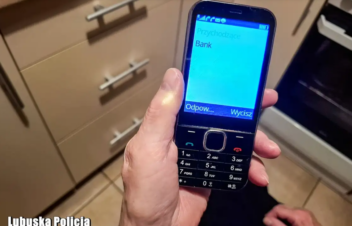 Gorzów: Kolejna fala oszustw na „nowy numer”. Złodzieje znów w natarciu