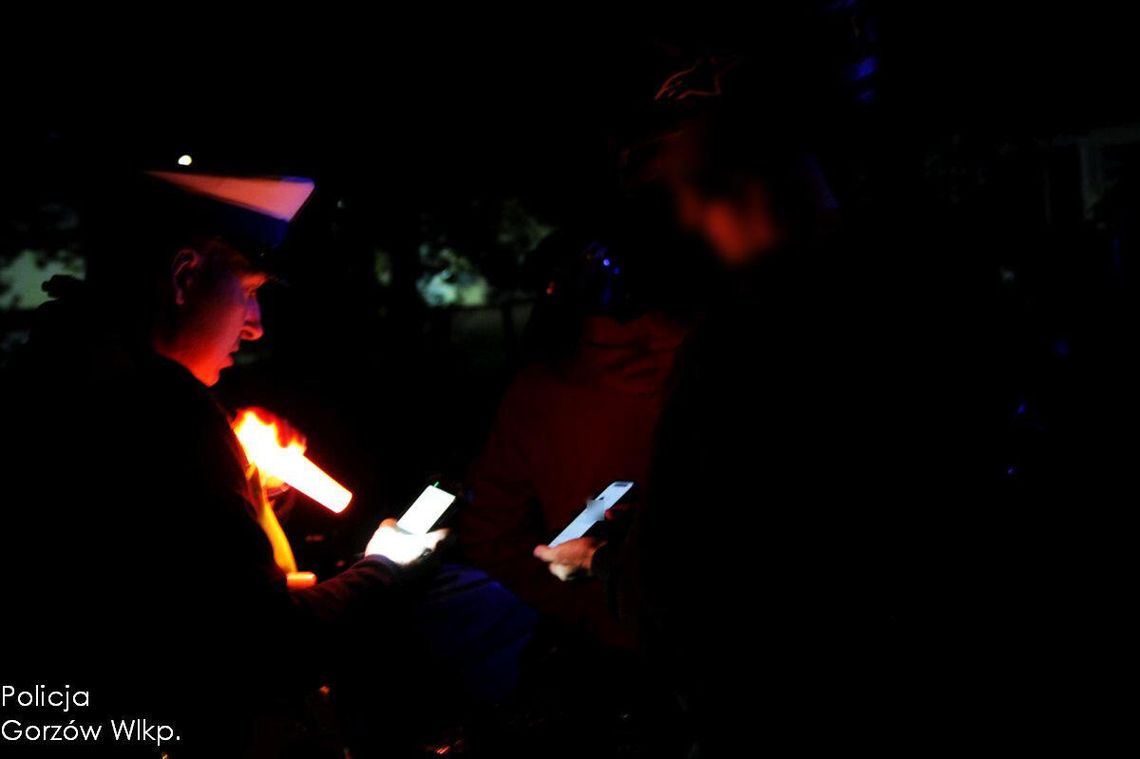 Gorzów: pijany 21-latek uciekł policji i uderzył w radiowóz. Lista przewinień szokuje