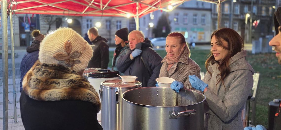 Gorzów: tu nikt nie zostaje sam. W centrum rozdają ciepłe posiłki