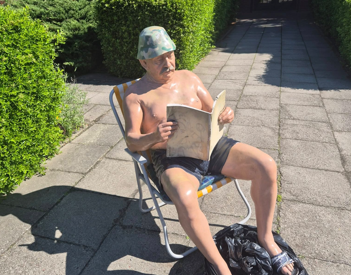 Janusz Gorzowski nie wróci jeszcze na bulwar. Rzeźba trafiła do pracowni artystek
