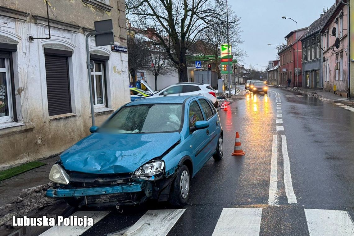 Jechał pijany z dzieckiem i wymusił pierwszeństwo – usłyszał zarzuty