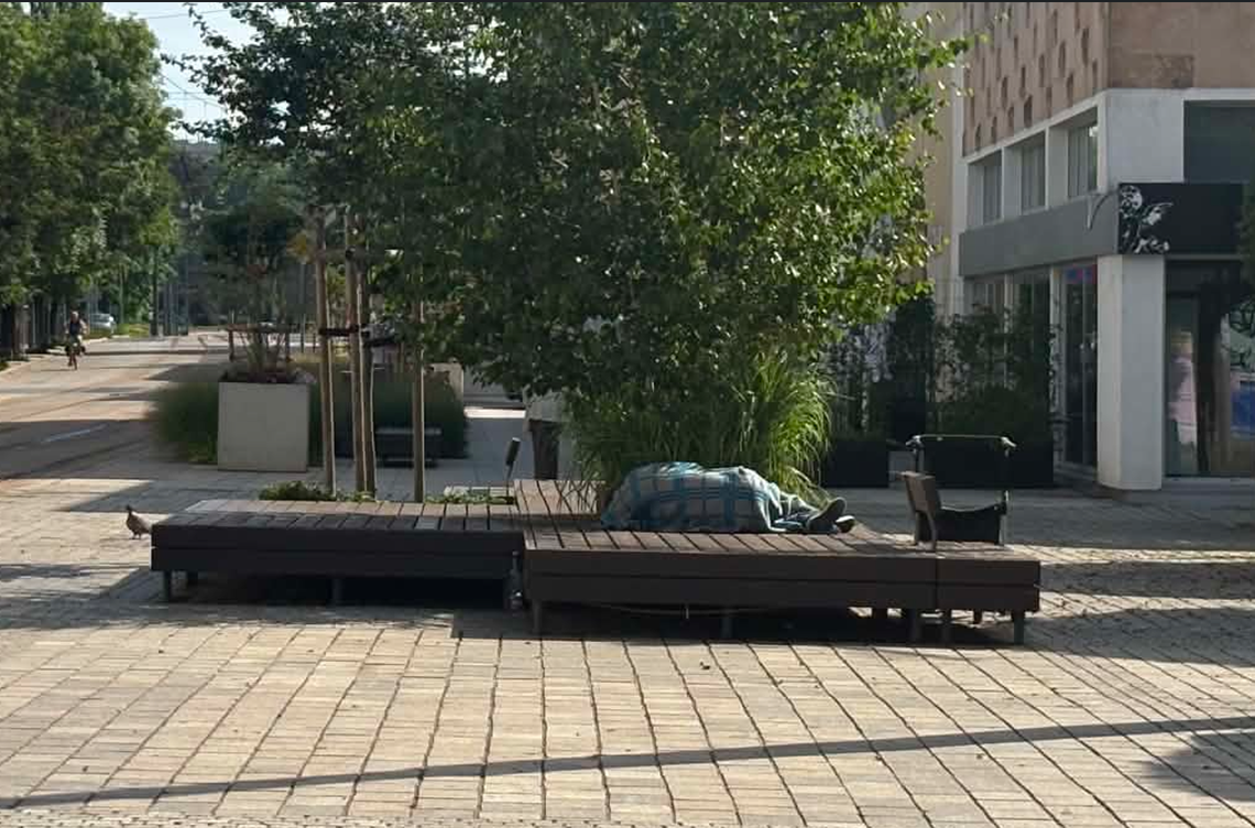 Kolejna niedziela i ten sam problem w centrum Gorzowa. Mieszkańcy mają dość Kolejna niedziela i ten sam problem w centrum Gorzowa. Mieszkańcy mają dość