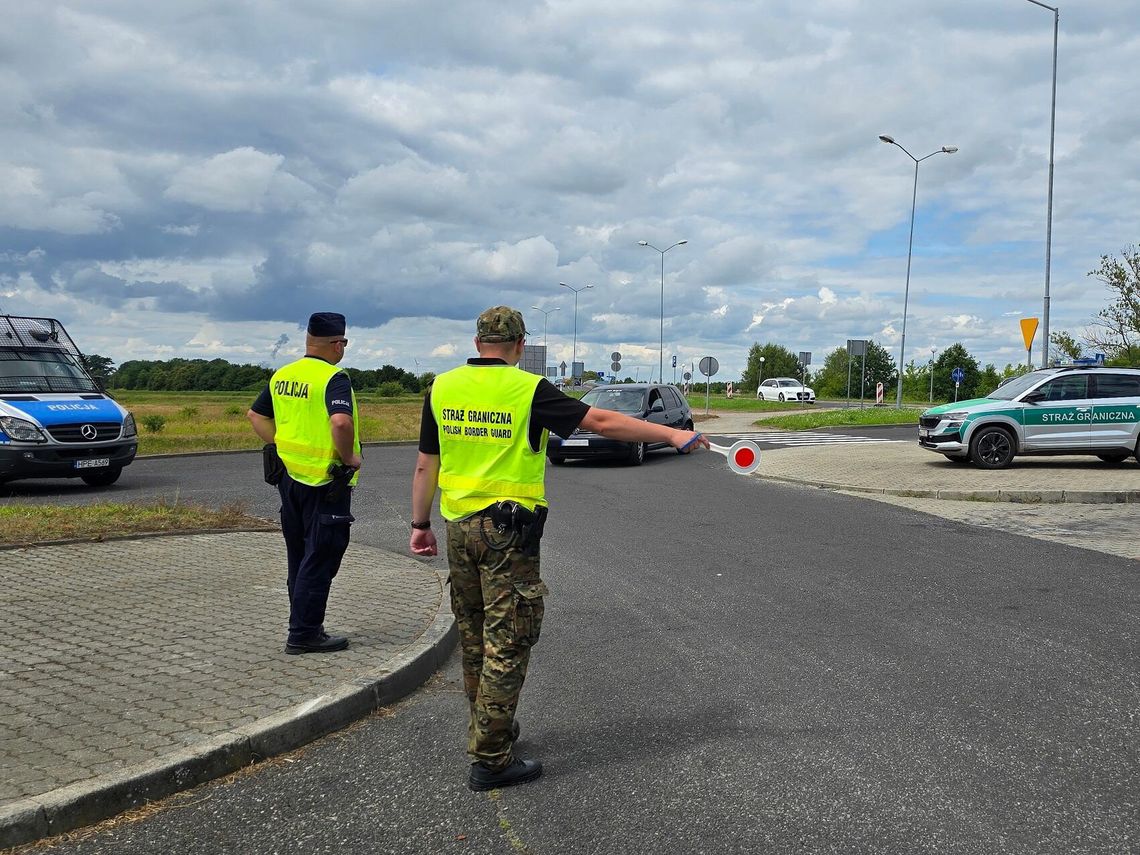 Kolejne odmowy wjazdu do Polski. Tylko jednego dnia zatrzymano 10 osób Kolejne odmowy wjazdu do Polski. Tylko jednego dnia zatrzymano 10 osób