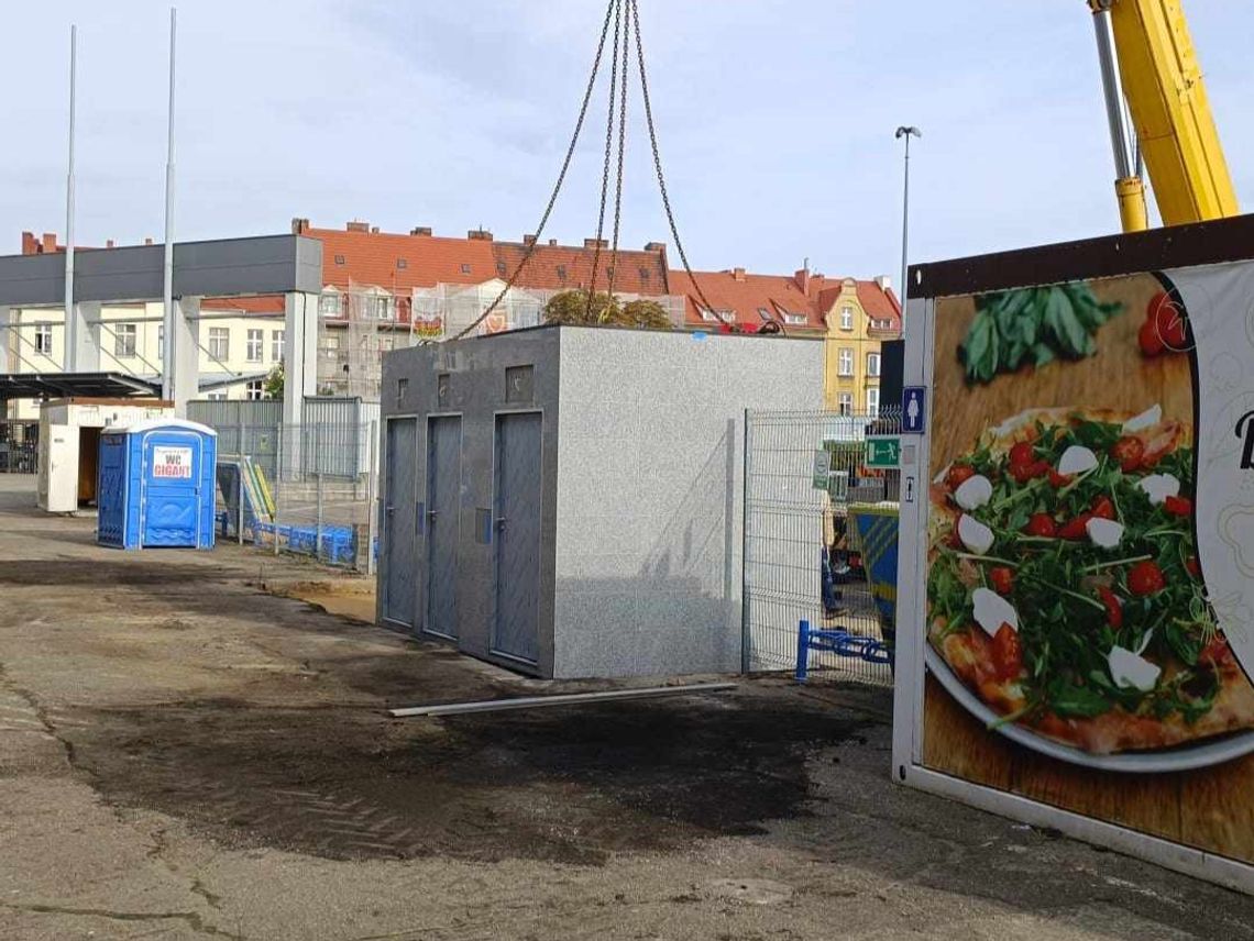 Koniec z toi-toiami na gorzowskim stadionie?