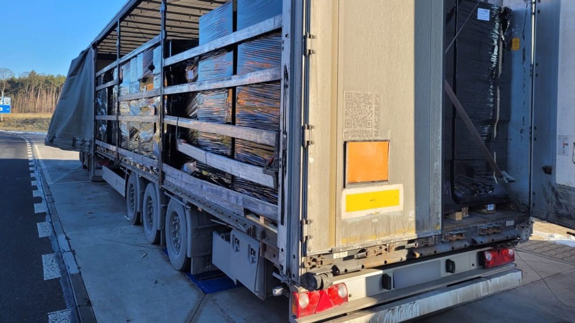 Kontrole ciężarówek z towarami niebezpiecznymi. Są uchybienia Kontrole ciężarówek z towarami niebezpiecznymi. Są uchybienia