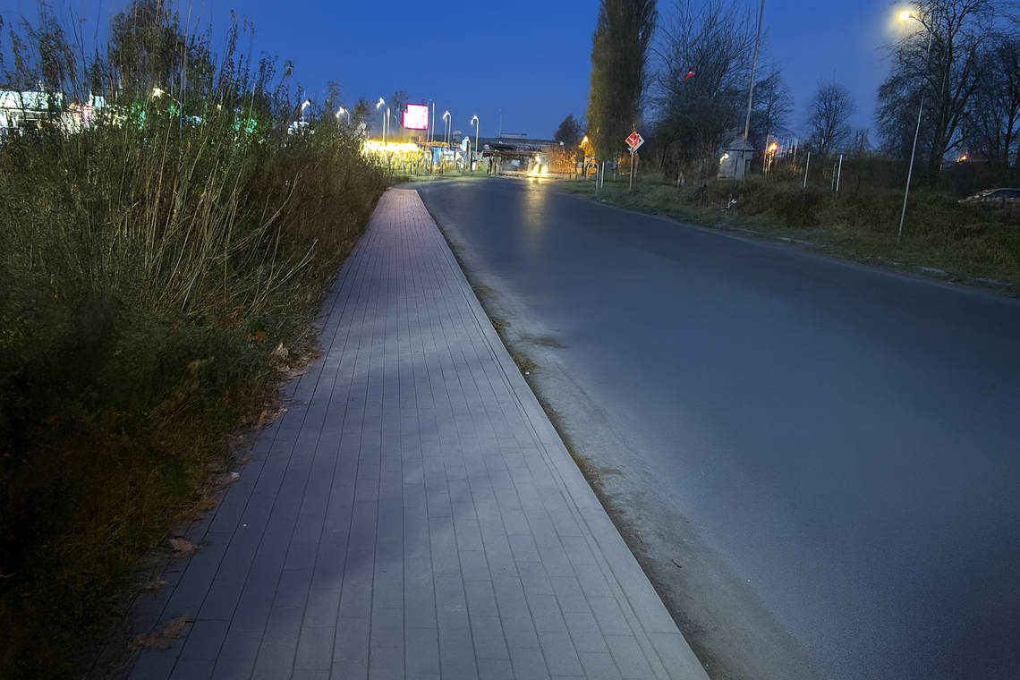 Latarnie tylko z nazwy – ulica od miesięcy bez światła