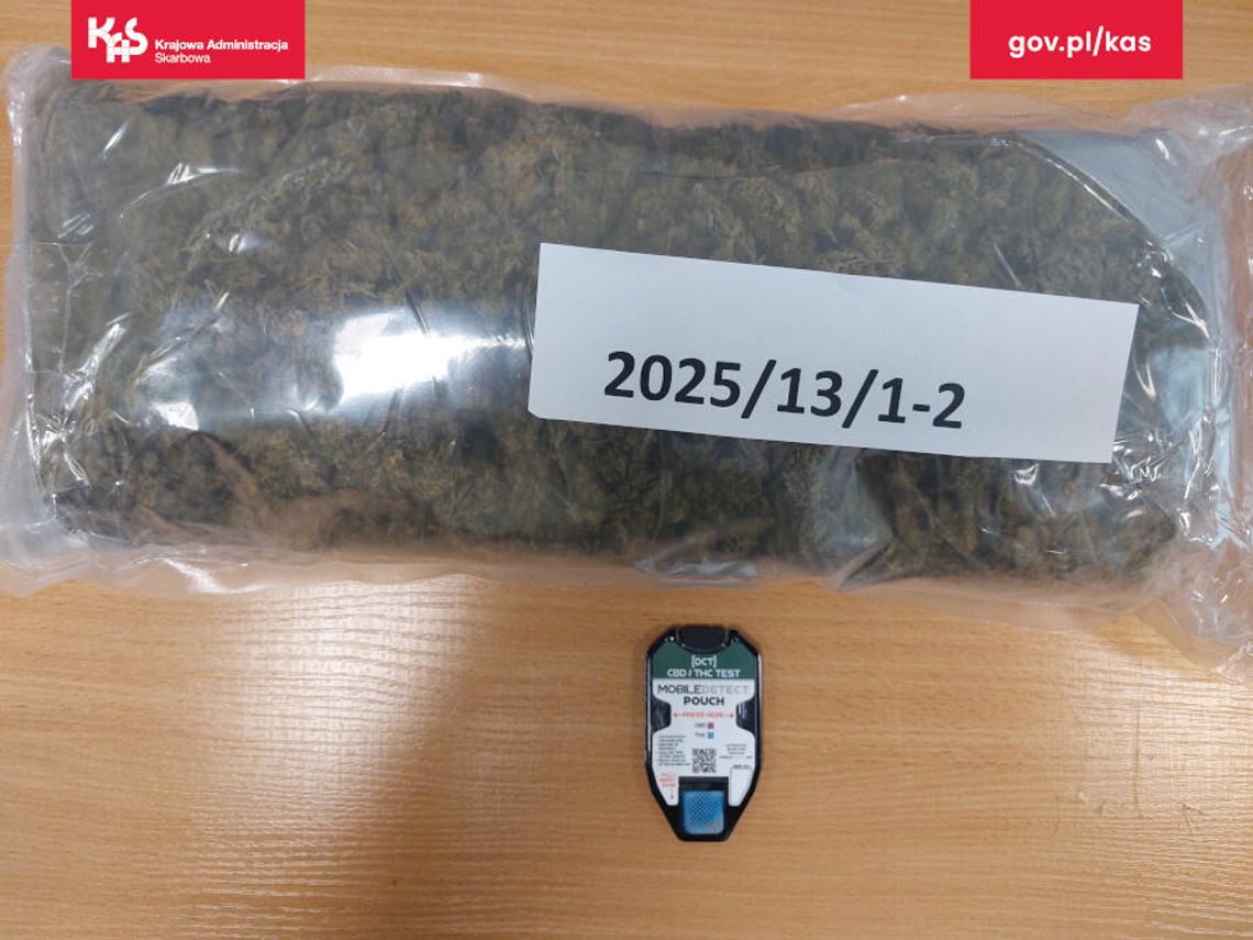 Lubuscy celnicy przechwycili ponad kilogram marihuany w przesyłce