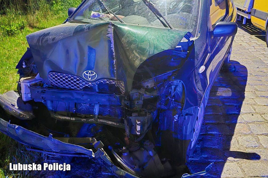 Miała blisko dwa promile i straciła panowanie nad autem Miała blisko dwa promile i straciła panowanie nad autem