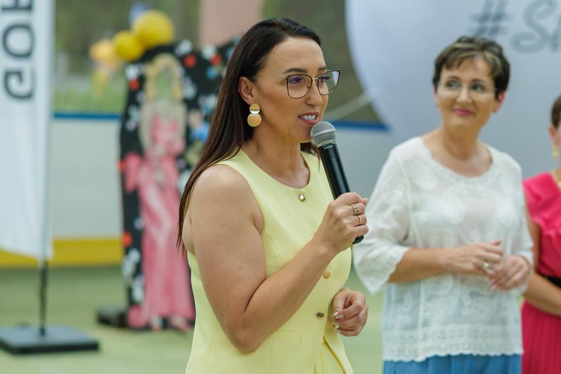 Miasto zapłaciło 371 tys. zł firmie związanej z mężem radnej Anny Kozak. Jest wniosek o wygaszenie mandatu Miasto zapłaciło 371 tys. zł firmie związanej z mężem radnej Anny Kozak. Jest wniosek o wygaszenie mandatu
