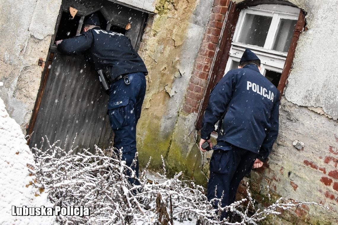 Mieszkaniec zauważył coś niepokojącego. Policjanci natychmiast zareagowali