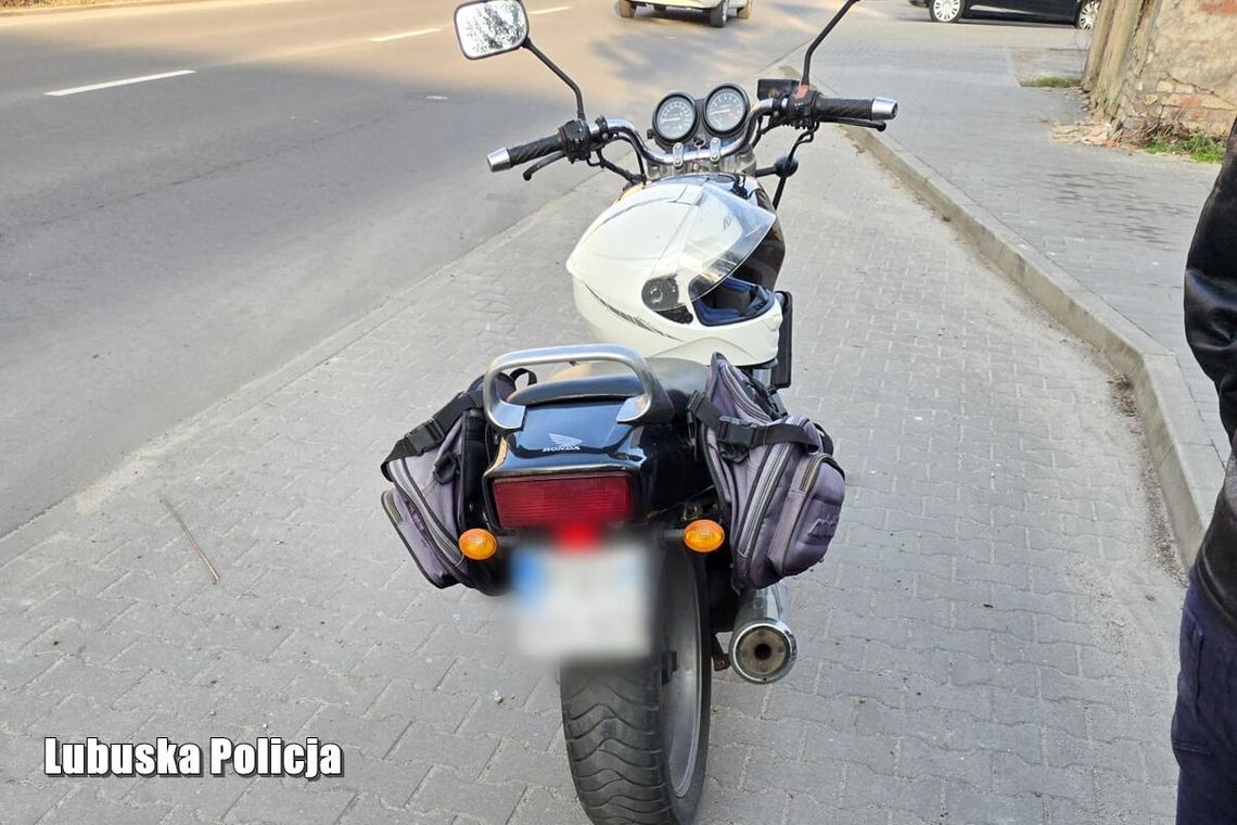 Nie miał prawa jazdy, a mimo to jechał motocyklem. Wpadł w ręce słubickiej policji!