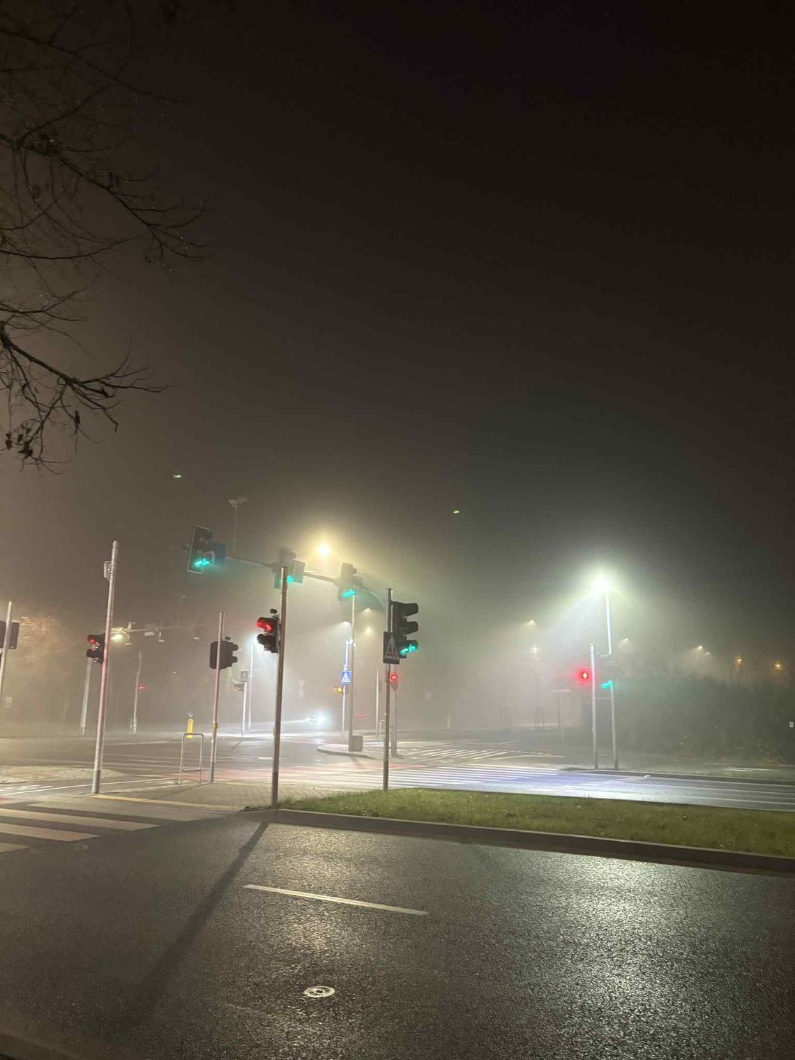 Niebezpieczne warunki na drogach. Meteorolodzy wydali komunikat