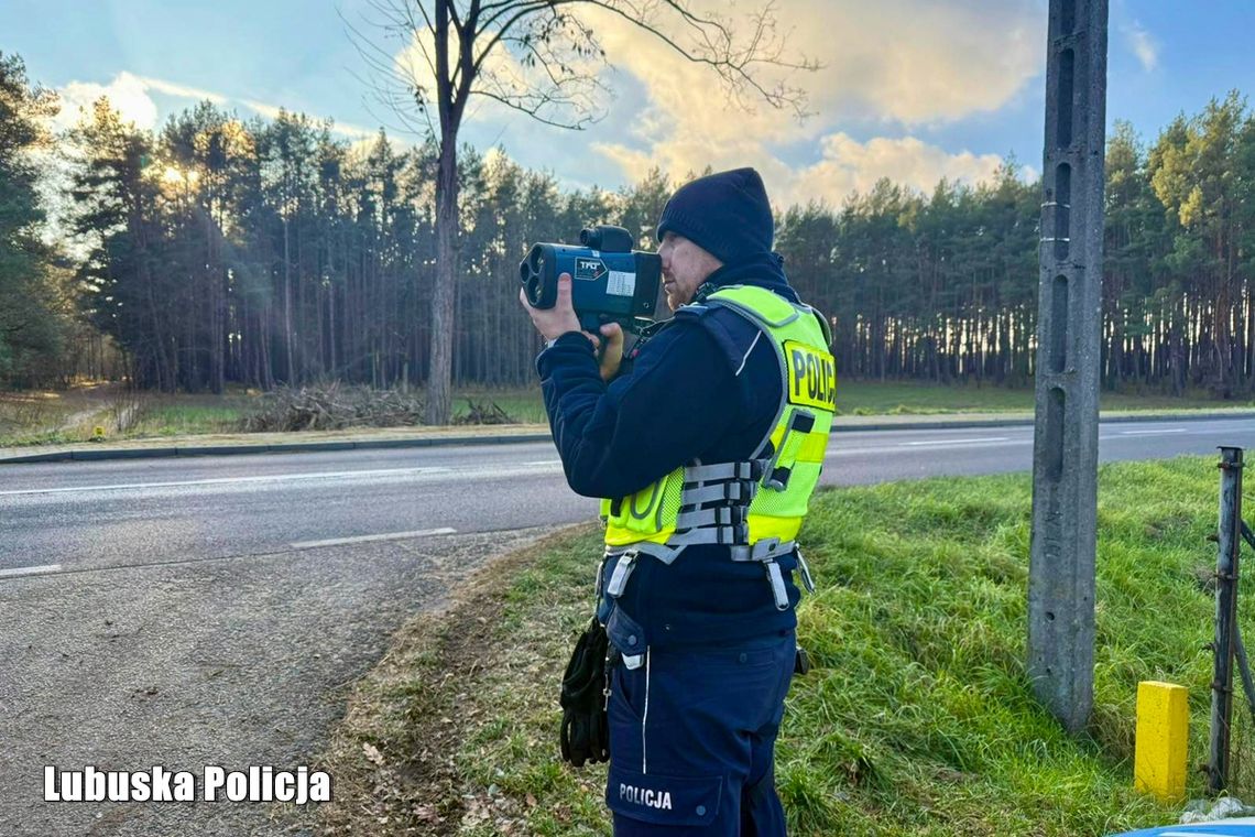 Niebezpieczne zachowania na drodze. Policjanci wyciągają konsekwencje
