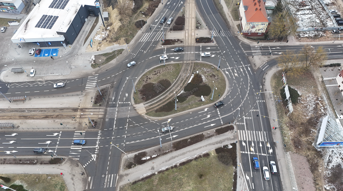 Niespójne znaki przy rondzie w Gorzowie. Zmiany już wprowadzone