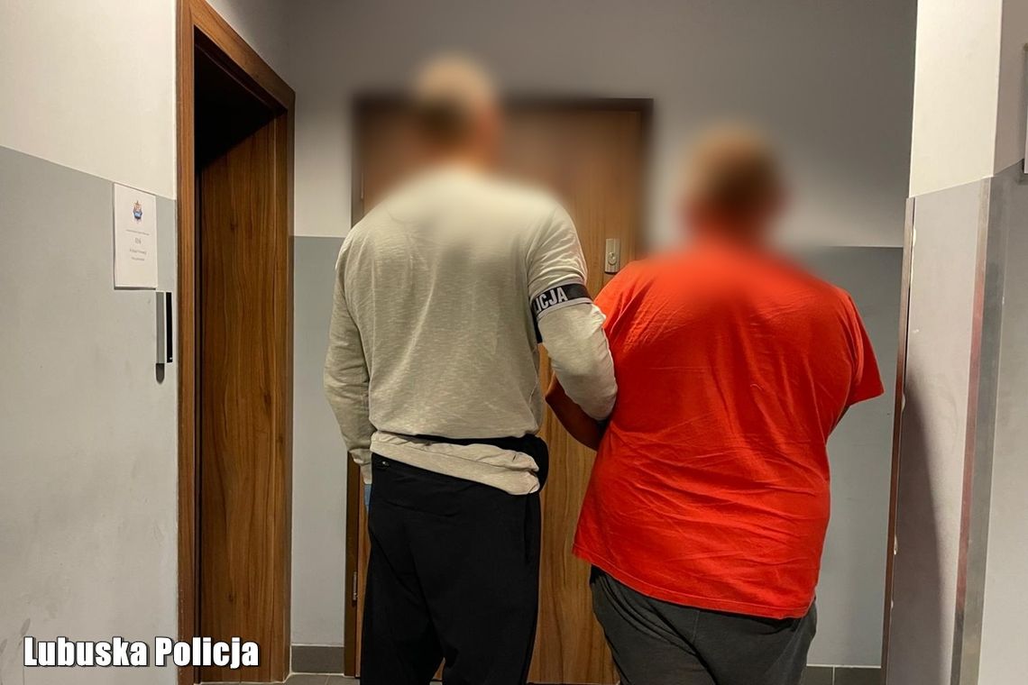Nietypowy złodziej w rękach policji. Zakładał prześcieradło, by kraść paliwo