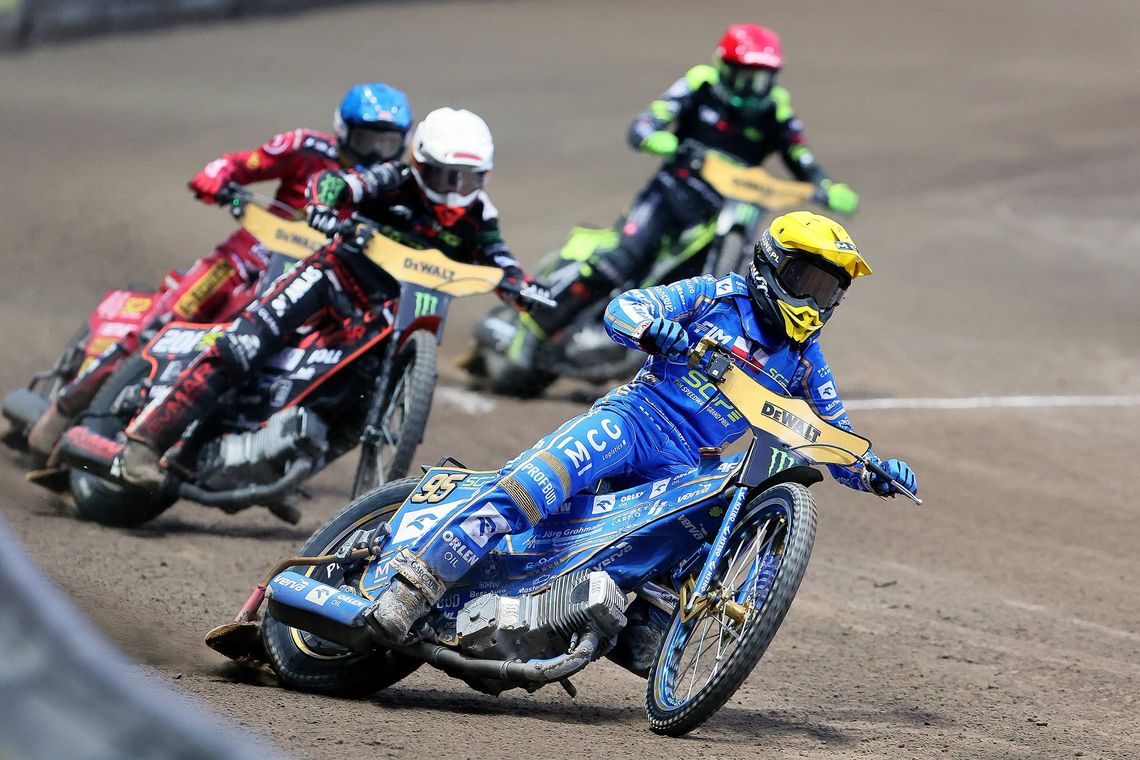 Nocny turniej Grand Prix we Wrocławiu wygrał Bartosz Zmarzlik Nocny turniej Grand Prix we Wrocławiu wygrał Bartosz Zmarzlik